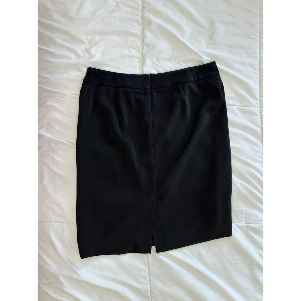 White House Black Market Women's Black Straight Mini Skirt - M